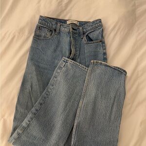 Abercrombie & Fitch women’s high rise Jeans